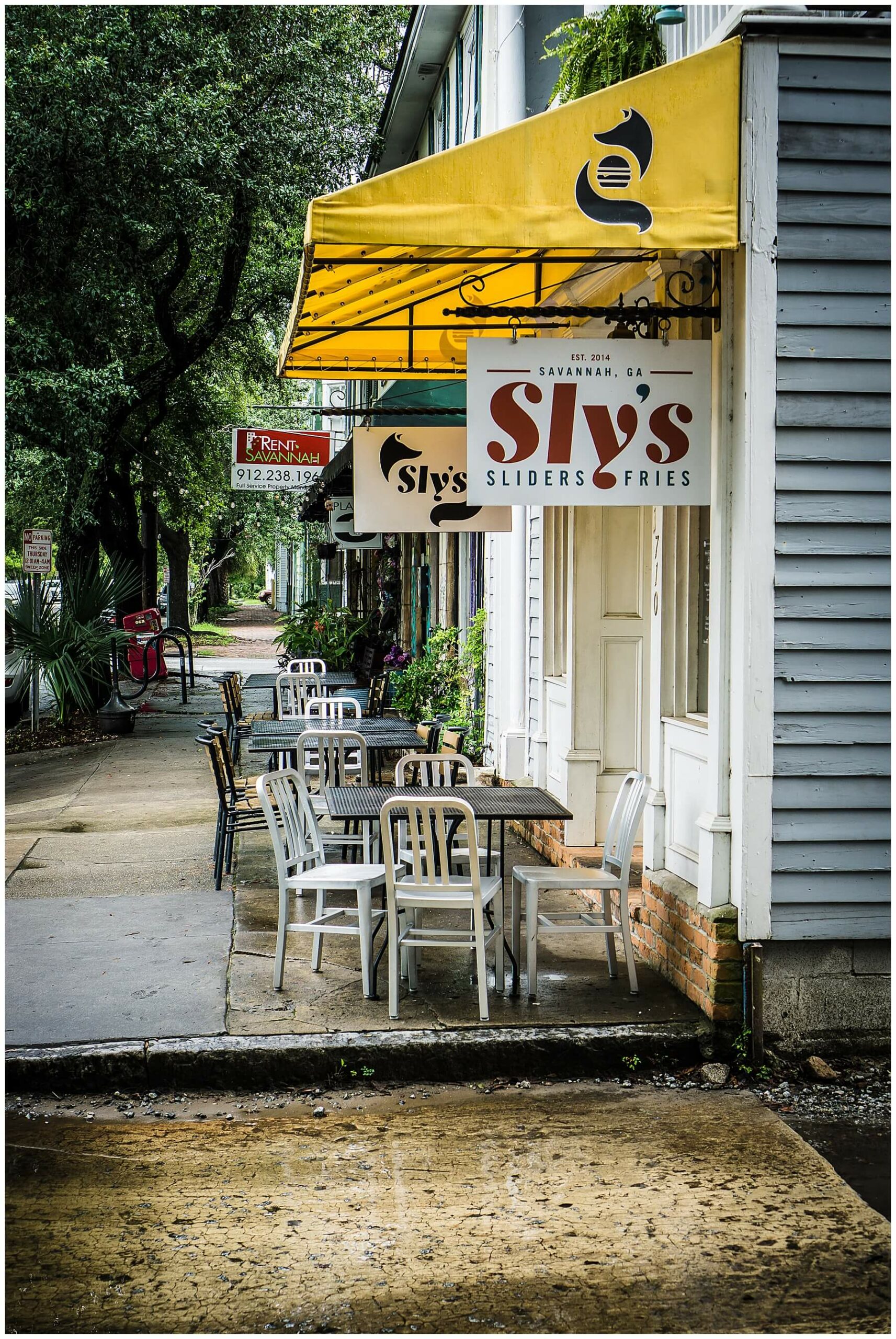 outside view of Sly's Sliders restaurant