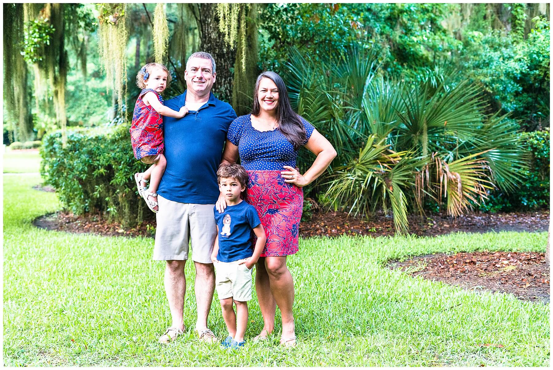 Savannah Georgia family of four in patriotic outfits posing for family photo