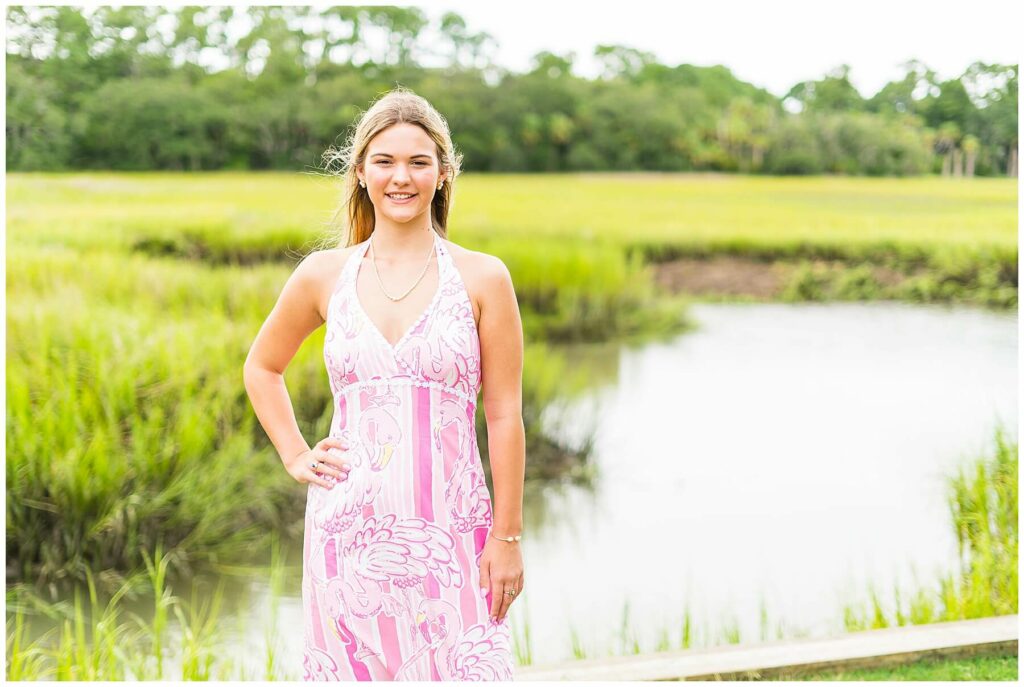 high school senior in Savanah georgia taking senior pictures